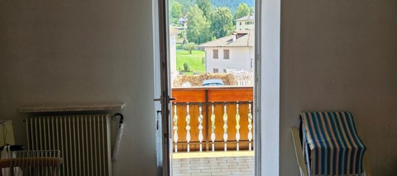 Дом с 5 комнатами в Амблар Дон, Италия № 309380 23