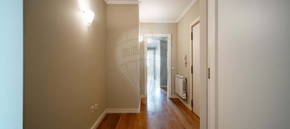 4 bedrooms Apartment in Porto, Portugal No. 299742 13