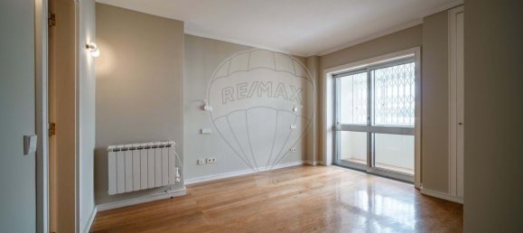 4 bedrooms Apartment in Porto, Portugal No. 299742 10