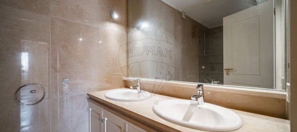 4 bedrooms Apartment in Porto, Portugal No. 299742 16