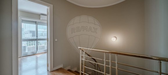 4 bedrooms Apartment in Porto, Portugal No. 299742 15