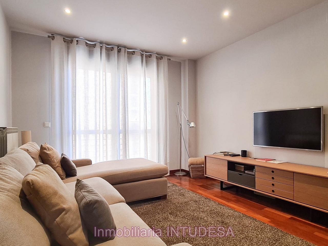 3 bedrooms Duplex in Chartered Community of Navarre, Spain No. 120357