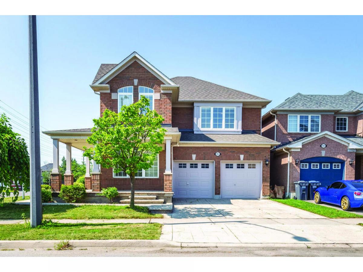 4 bedrooms House in Mississauga, Canada No. 308