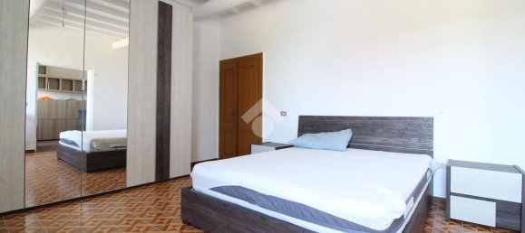 5 Schlafzimmer Haus in Mantua, Italy, Nr. 362825 4