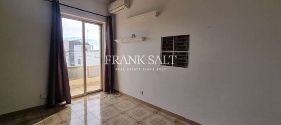 4 bedrooms Villa in Lija, Malta No. 7248 7