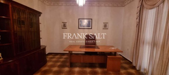 4 bedrooms Villa in Lija, Malta No. 7248 4