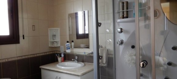 3 bedrooms Villa in Pegeia, Cyprus No. 22355 6