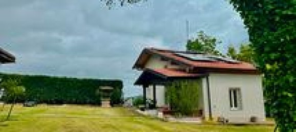 3 rooms Villa in Montese, Italy No. 279702 2