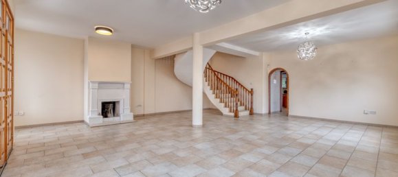 Вилла с 4 спальнями в Арадипу, Ларнака, Кипр № 9380 4