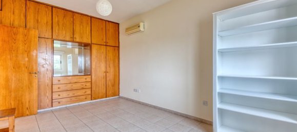 Вилла с 4 спальнями в Арадипу, Ларнака, Кипр № 9380 21