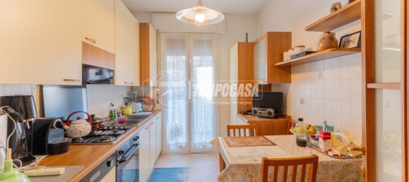 2-salle Appartement à Milan, Italy No. 286578 3