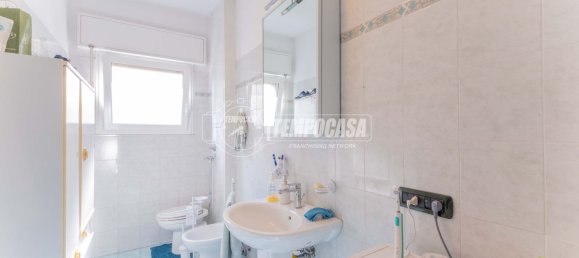 2-salle Appartement à Milan, Italy No. 286578 11