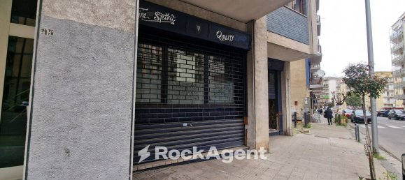 Gewerbliche Immobilie in Cosenza, Italy 191m², Nr. 41561 20