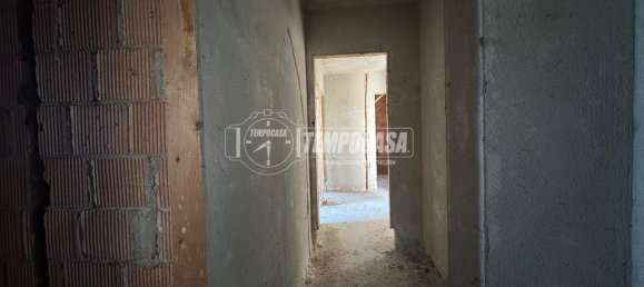 4 rooms Apartment in Mirandola, Italy No. 162788 10