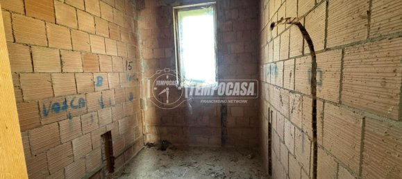 4 rooms Apartment in Mirandola, Italy No. 162788 6