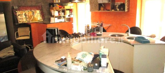 2 Schlafzimmer Wohnung in Rome, Italy, Nr. 349904 12