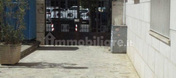 2 Schlafzimmer Wohnung in Rome, Italy, Nr. 349904 3