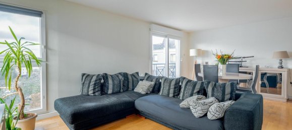 3 bedrooms Apartment in Creteil, France No. 162328 10