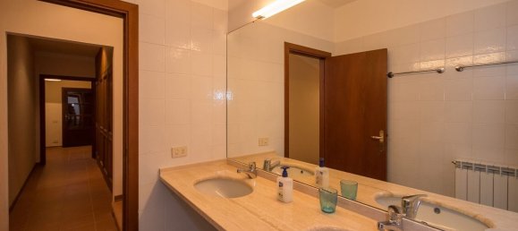 15 rooms House in Montepulciano, Italy No. 56057 43