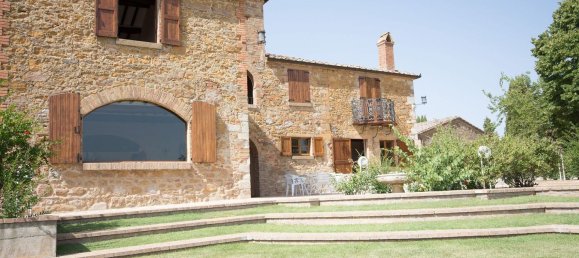 15 rooms House in Montepulciano, Italy No. 56057 8