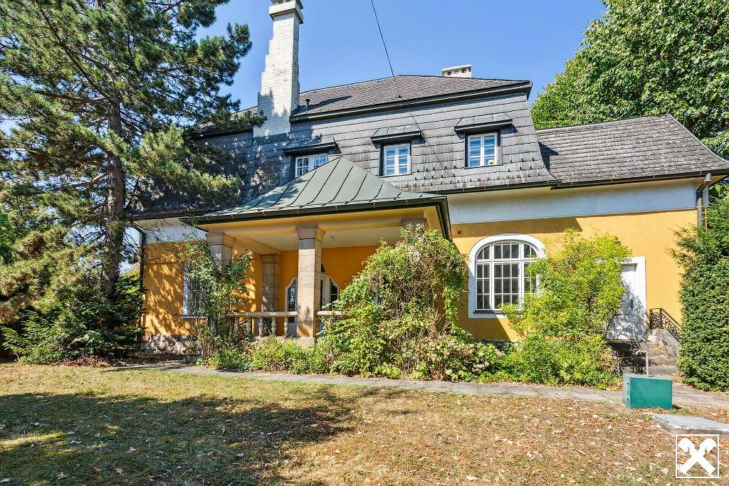 8 rooms House in Baden, Austria No. 50552