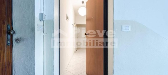 2 rooms Apartment in Cento, Italy No. 30907 6