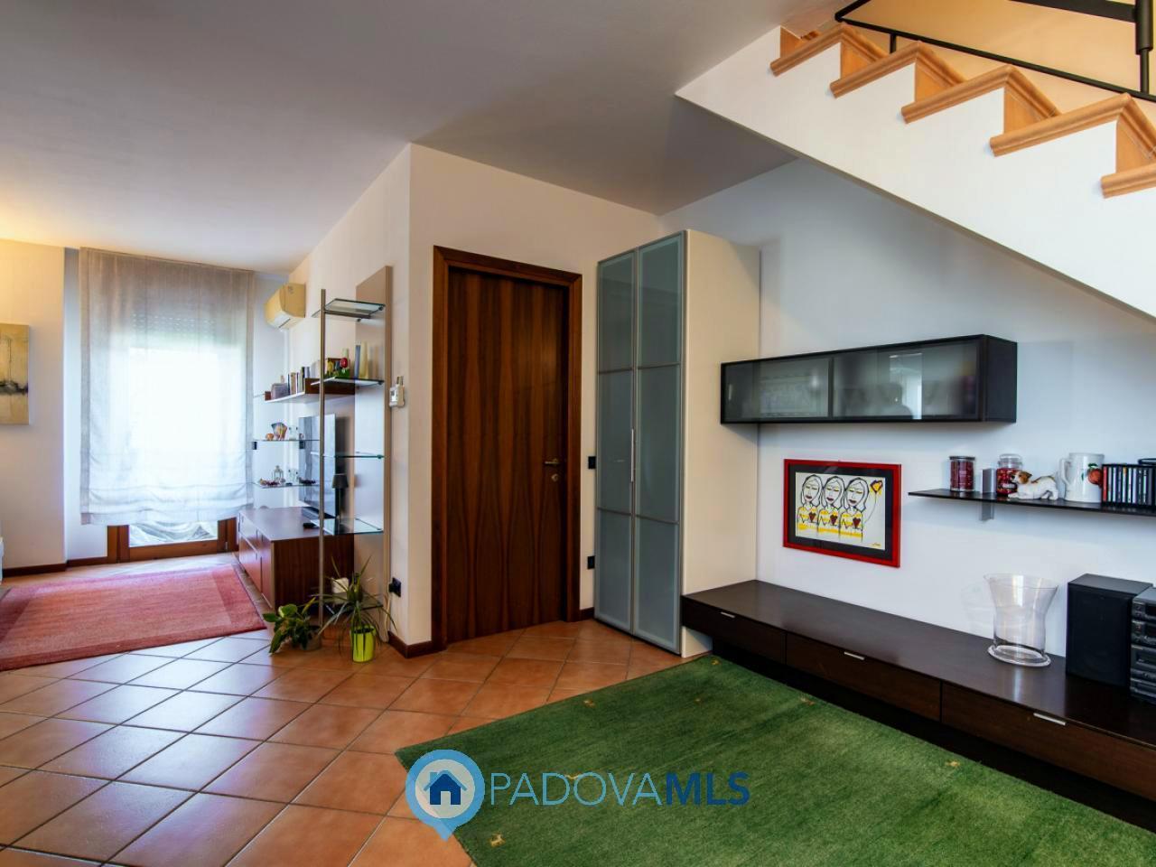 4 rooms Duplex in Abano Terme, Italy No. 37671