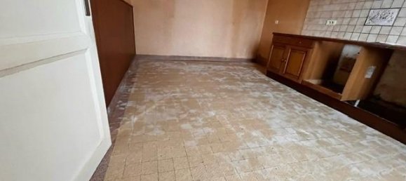 3 Schlafzimmer Haus in La Chapelle, France, Nr. 252784 10