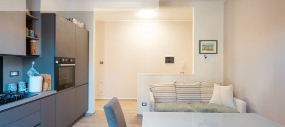 3 chambres Appartement à Modena, Italy No. 381659 3