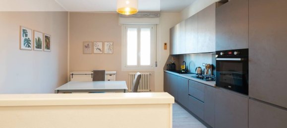 3 chambres Appartement à Modena, Italy No. 381659 6