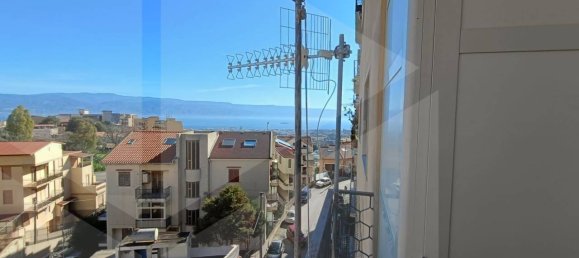 4غرفة شقة في Messina, Italy رقم 18902 18