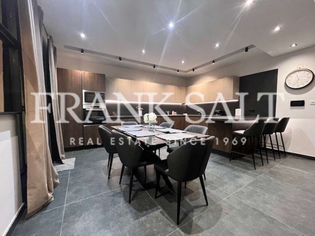 Квартира с 3 спальнями в Санта-Венера, Мальта № 5334