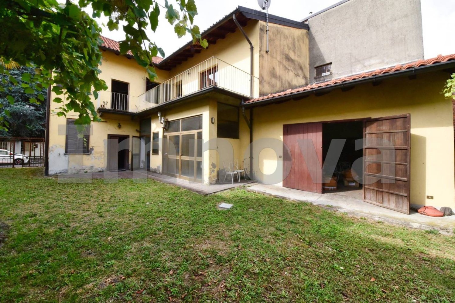 3 chambres Villa à Cesano Maderno, Italy No. 310955