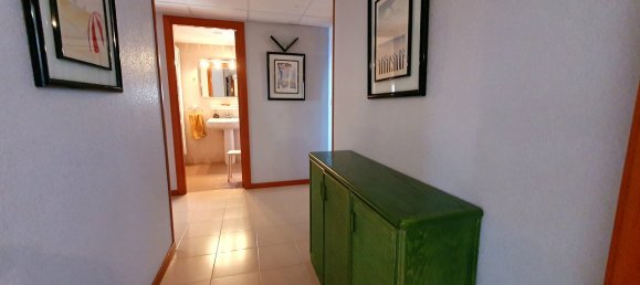Apartamento de 3 dormitorios en Benidorm, Spain No. 10536 26