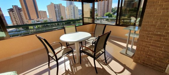 Apartamento de 3 dormitorios en Benidorm, Spain No. 10536 13