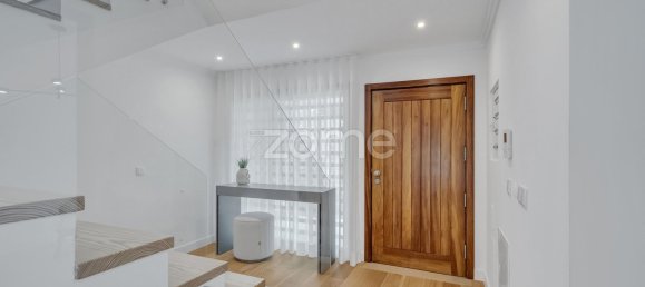 4 bedrooms House in Cascais, Portugal No. 115697 10