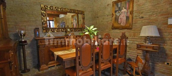 Gewerbliche Immobilie in Ferrara, Italy 1500m², Nr. 315810 15