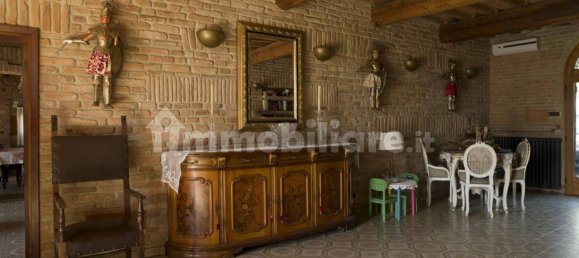 Gewerbliche Immobilie in Ferrara, Italy 1500m², Nr. 315810 17