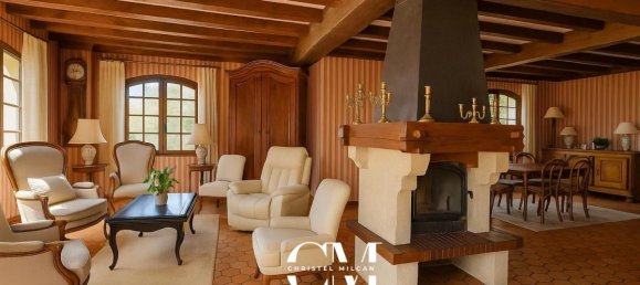 3 bedrooms House in Merignac, France No. 317392 2