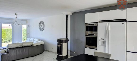 Casa de 3 dormitorios en Orne, France No. 360715 5