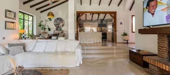 4 Schlafzimmer Villa in Estepona, Spain, Nr. 34855 6
