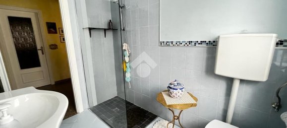Apartamento de 4 divisões em Castiglione Torinese, Italy N.º 111318 26