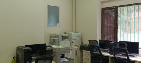 Escritório de 4 divisões em Yasamal, Azerbaijan N.º 1122 16