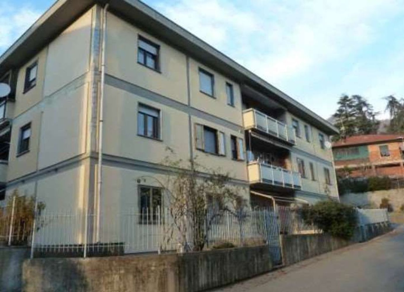 3 Schlafzimmer Wohnung in Casella, Italy, Nr. 397540