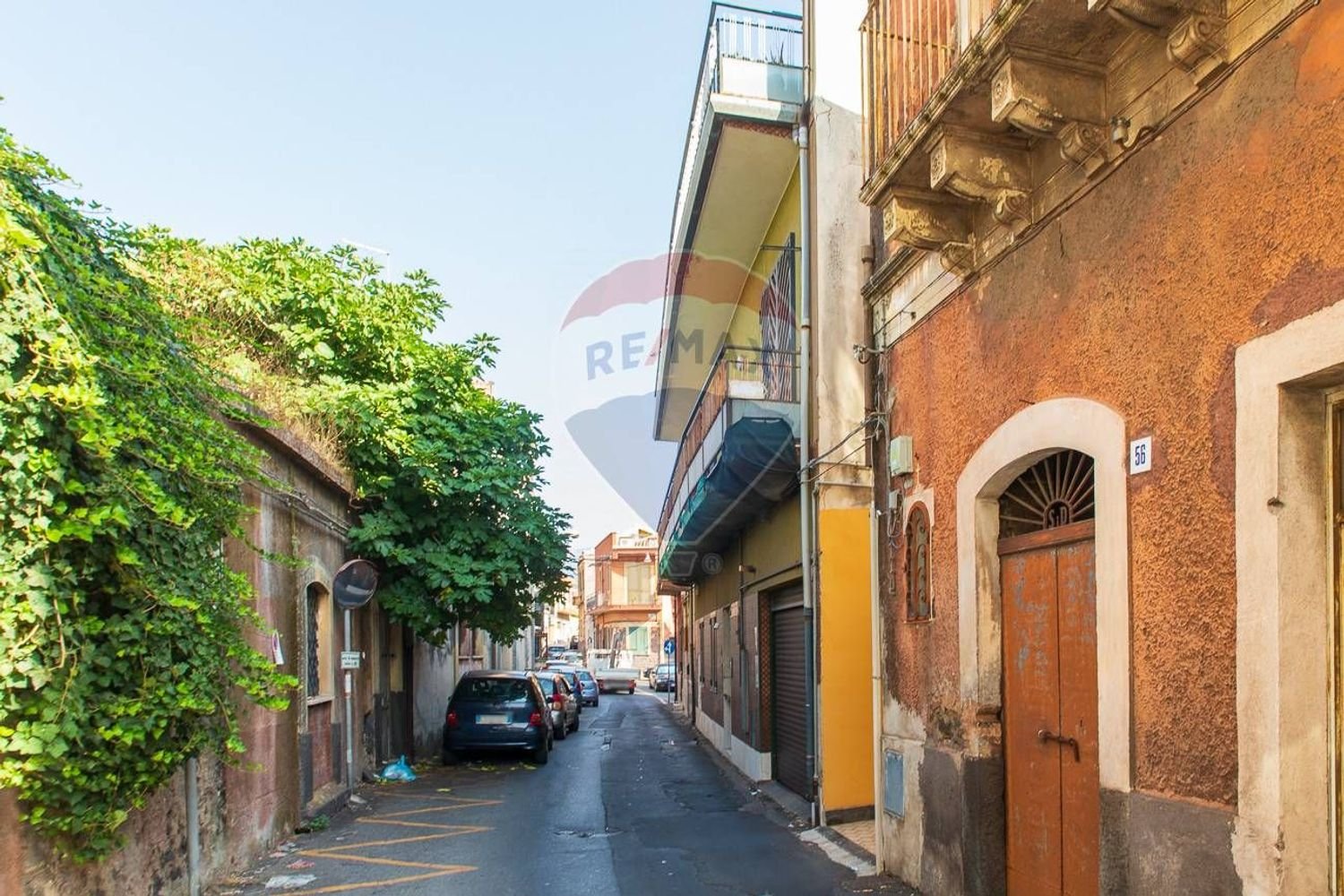 6 غرف نوم شقة في San Giovanni la Punta, Italy رقم 311975