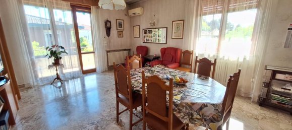 7-Zimmer Villa in Vicenza, Italy, Nr. 234894 2