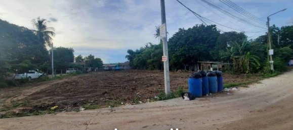  Commercial property in Pattaya, Thailand No. 23425 3