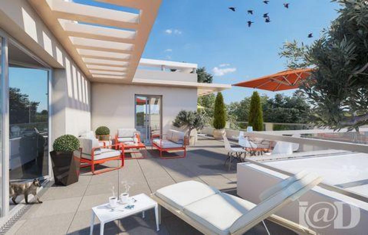 2 bedrooms Condo in Le Cannet, France No. 15809