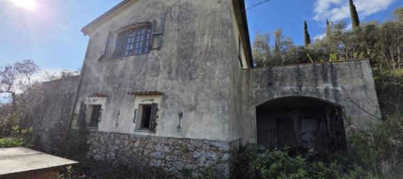 3 bedrooms House in Pietrasanta, Italy No. 283678 4