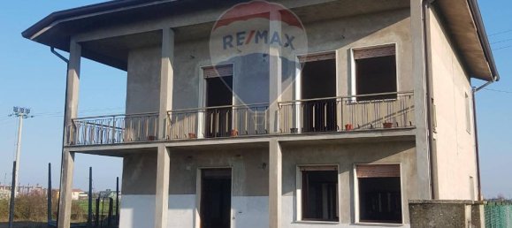 10-Zimmer Haus in Casaleone, Italy, Nr. 74071 5